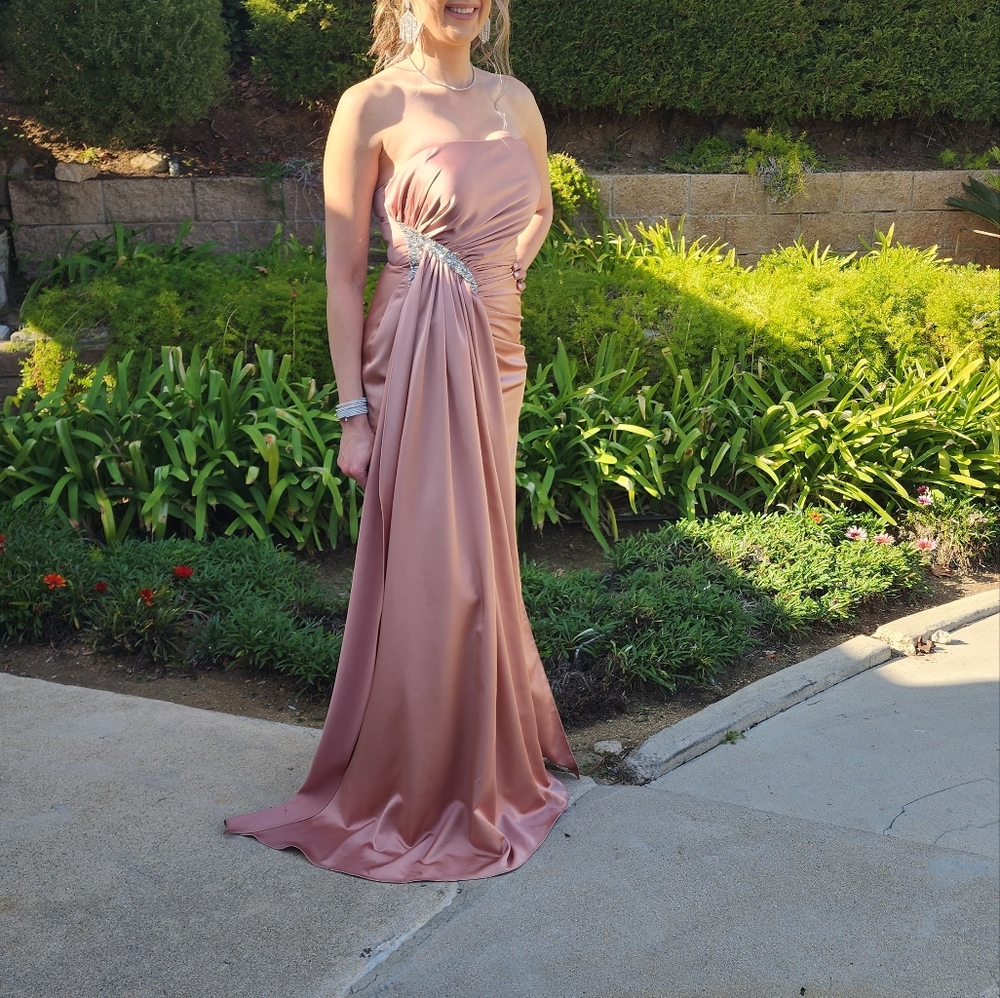 Formal Prom or Event dress Blush pink Size 38 or equal to 8-10